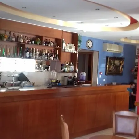 Diana Hotel Kamena Vourla